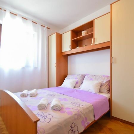 Apartment Natasa Нови-Винодолски Номер фото